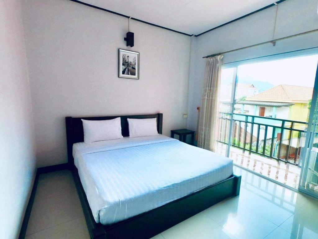 Phou Ang Kham 2 Hotel Vang Vieng Εξωτερικό φωτογραφία