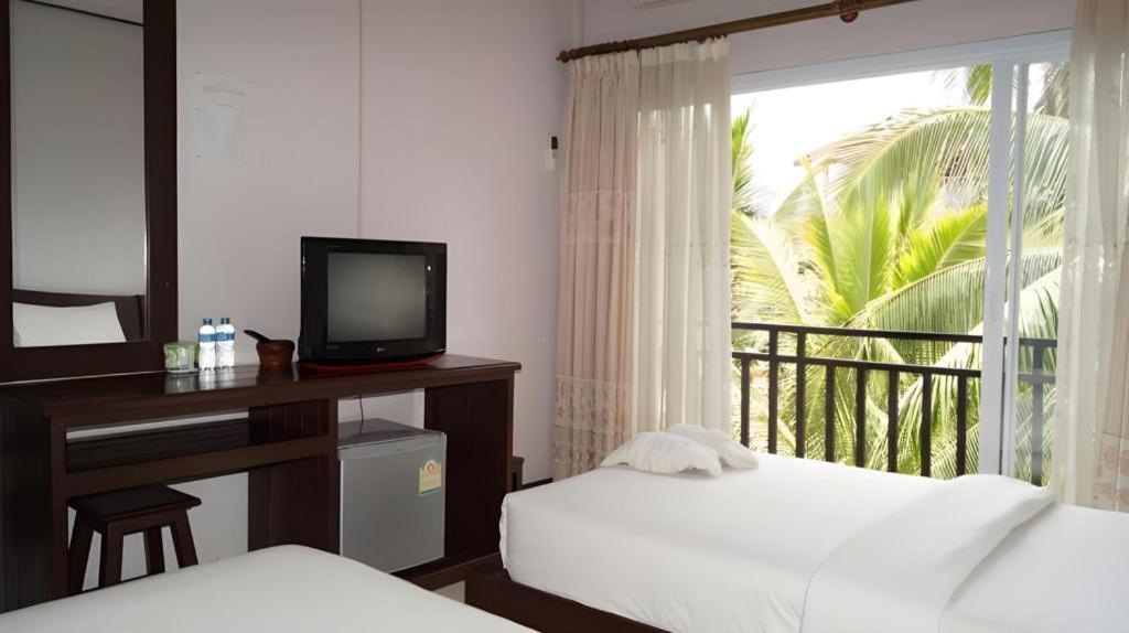 Phou Ang Kham 2 Hotel Vang Vieng Εξωτερικό φωτογραφία